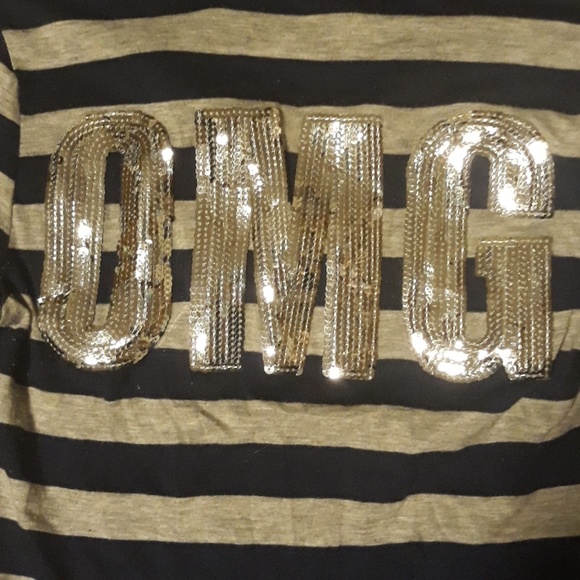 Last Price Cut Small OMG (on back) Long Sleeve Tee - Picture 6 of 6